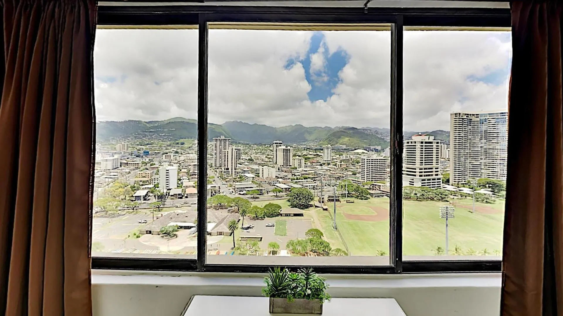 Quaint Waikiki Monarch Studio Honolulu Holiday home